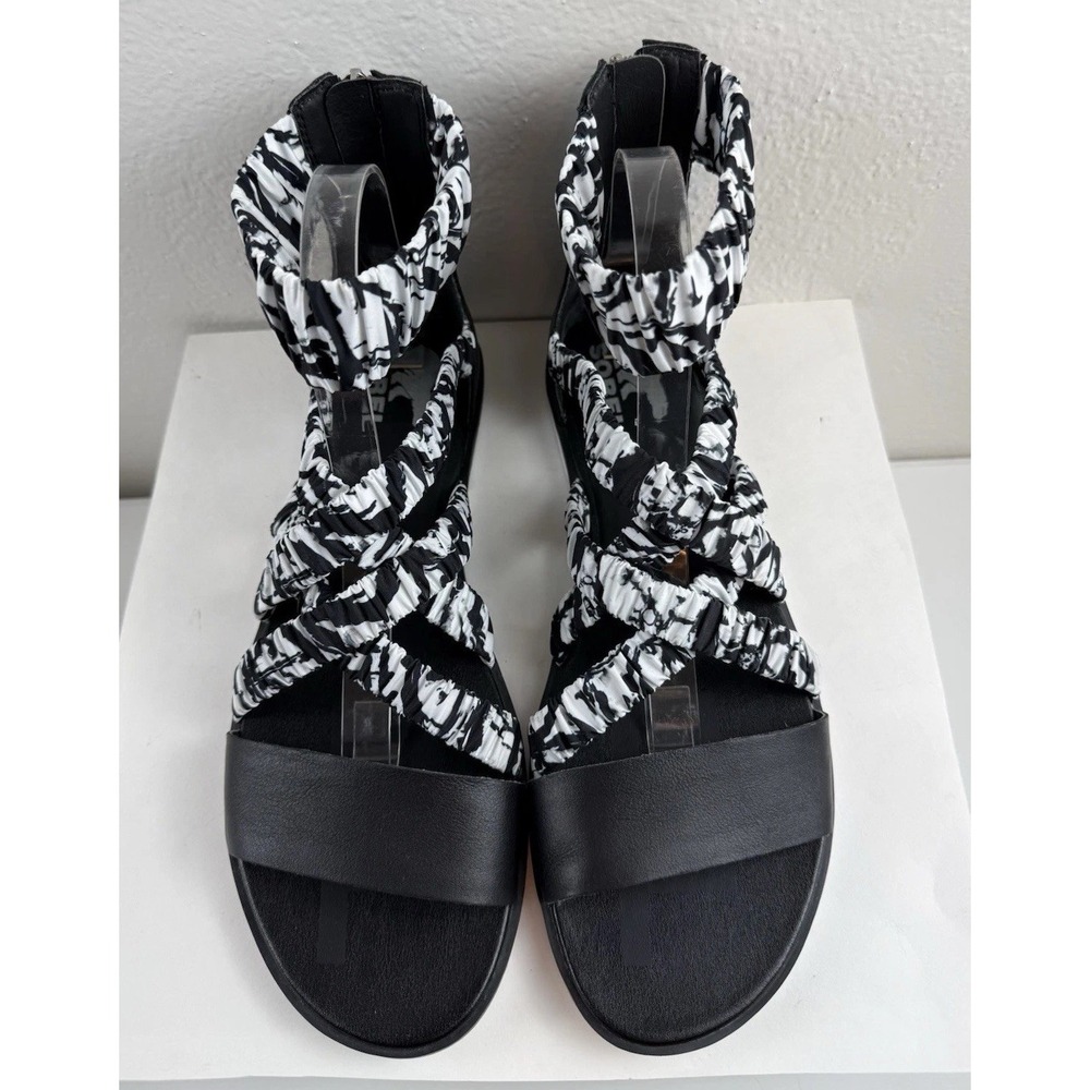 Sorel Ella lI Black White Ruched Ankle Straps Back Zip Womens Flat Sandals Sz 12